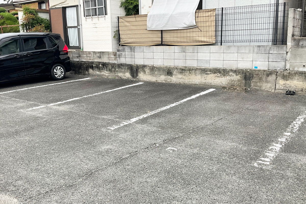 ハウススタジオアイ大原野店 駐車場